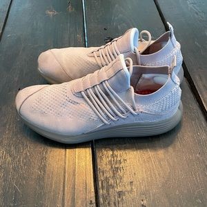 Lane Eight Trainer AD Unisex